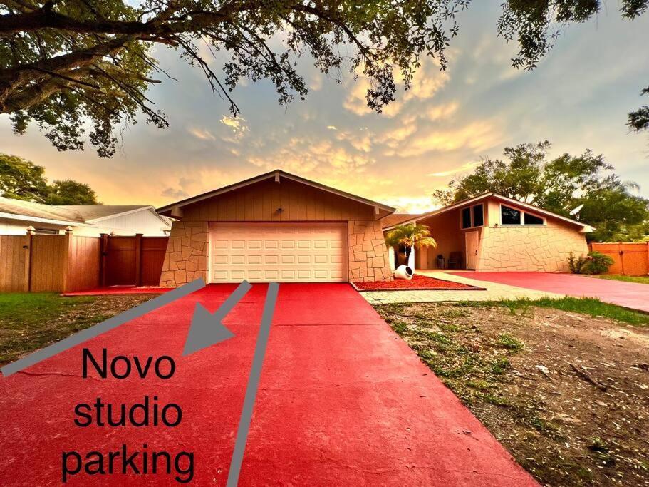 Grey Novo Studio + Free-Parking&Wifi แทมปา ภายนอก รูปภาพ
